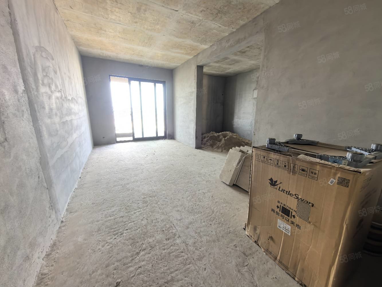 力标澴河壹号院3室2厅1卫95㎡南北39万