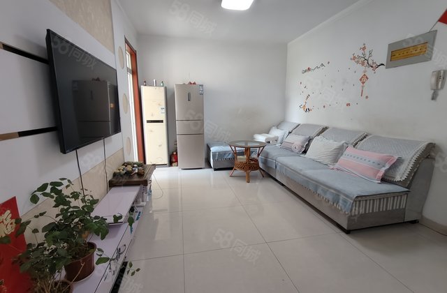 兴华西路，柳泉花园，湖北小区，金柱绿城电梯房可做3室干净。