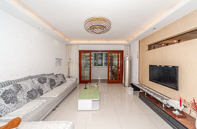 蜀湖湾小区3室2厅135.56㎡184万二手房图片