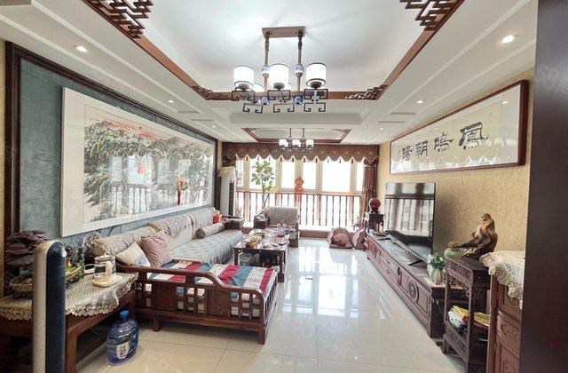 康桥水岸3室3厅187㎡137万二手房图片