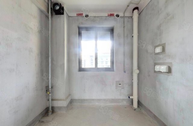 融创荣润玖樟台3室2厅100㎡118万二手房图片