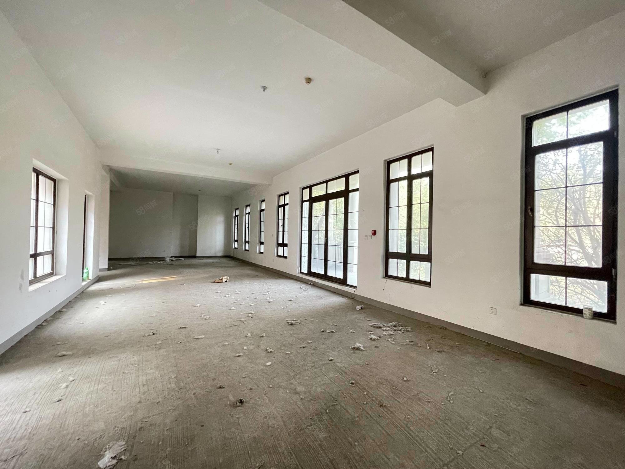 財富公館5室3廳5衛(wèi)1496.75㎡南北8500萬