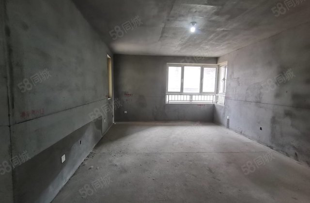 状元府3室2厅133㎡73万二手房图片