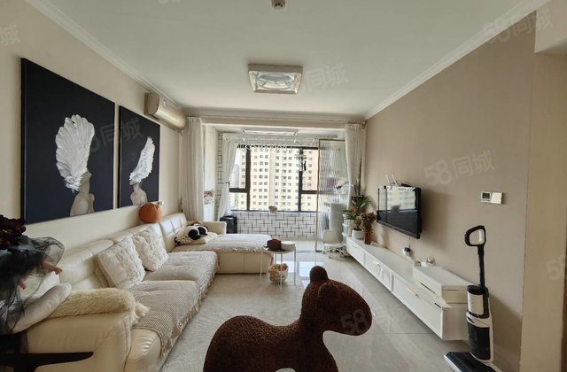 颐中外国语  ！民生凤凰城1号院精装修！带车储送全部家具家电