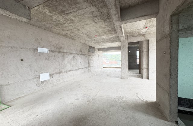 康城龙悦3室2厅105㎡139万二手房图片