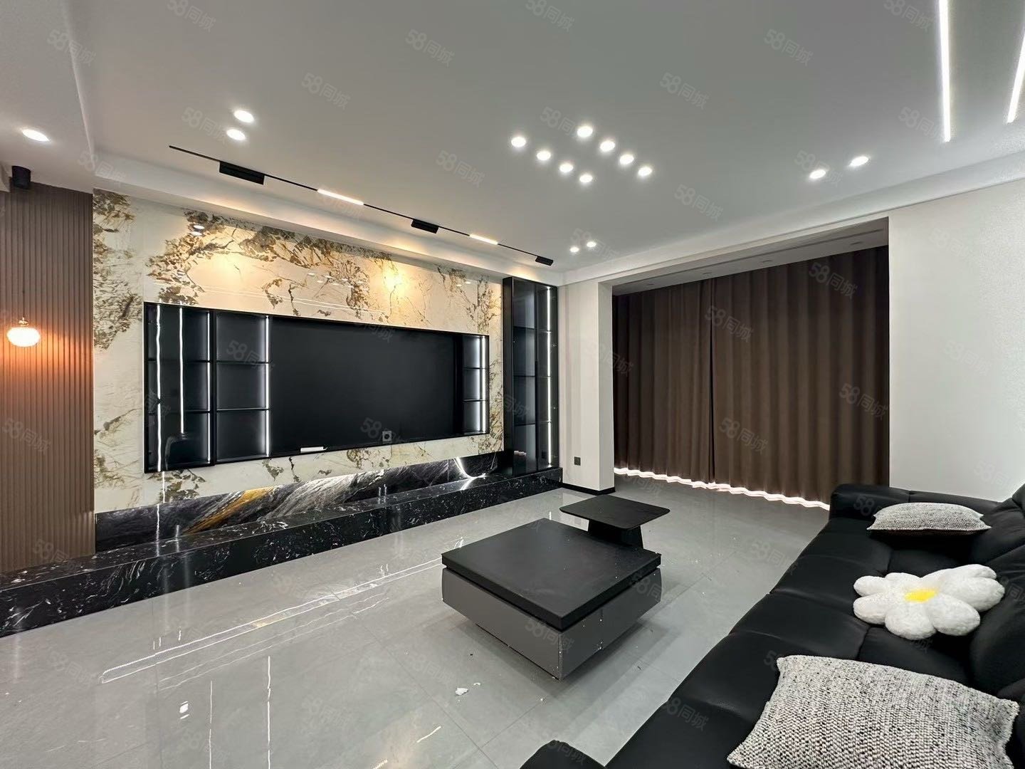 幸福小区3室2厅1卫122㎡南北49万