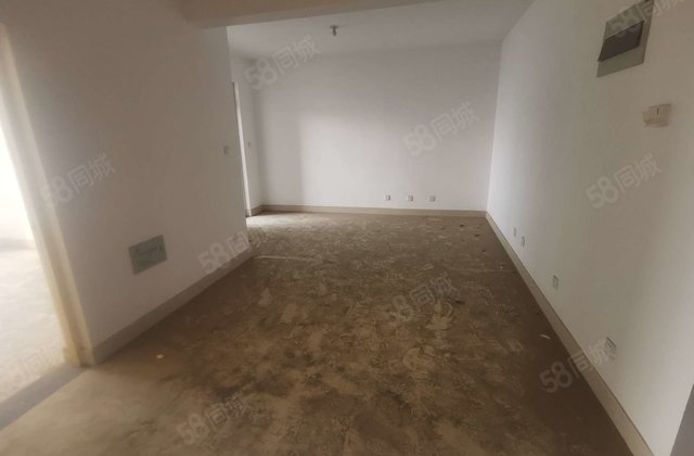 电大附近电梯新房未住，带车位储藏室，阳面房