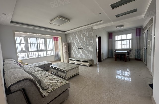 莲湖花园 楼龄新 精装好房 高楼层视野无遮挡 南北通透 满二