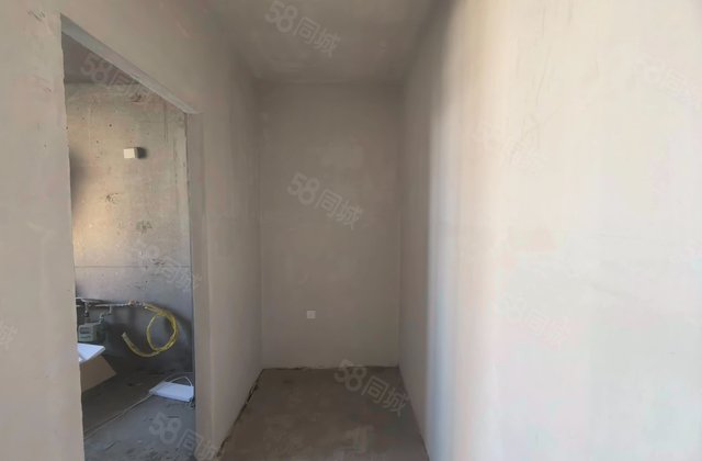 强舜铭城1室2厅65.2㎡25万二手房图片