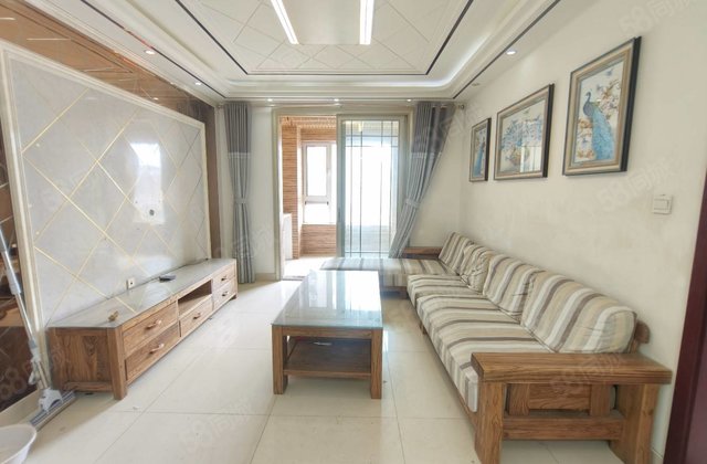 徒骇河旁，三叶草元宝户型，带车位储藏室免大税，精装修免大税