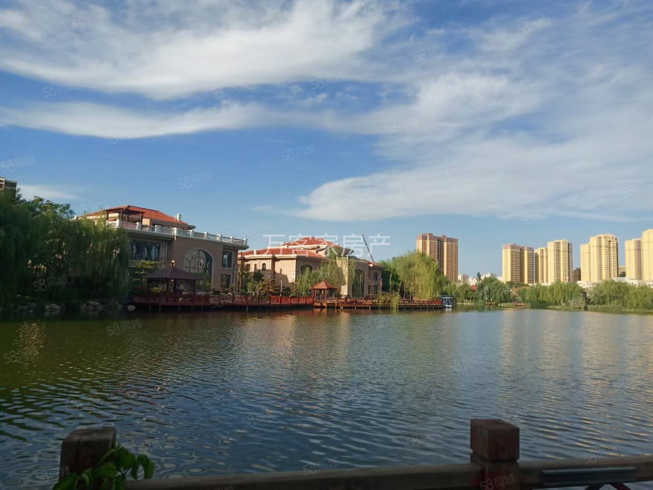 中房天鹅湖小镇叠墅毛坯豪装多套环境优美北塔二中景博校