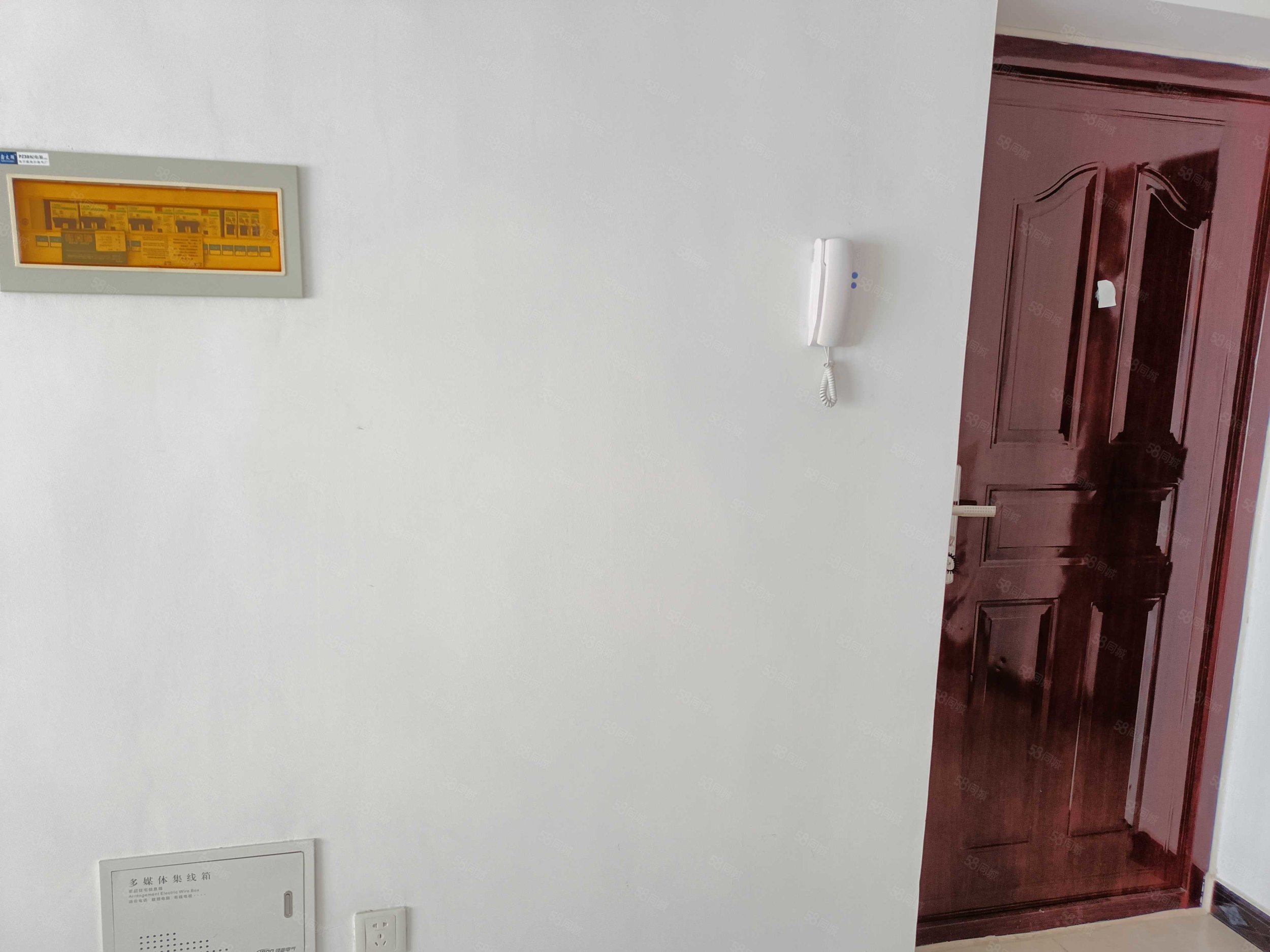 家佳缘小区2室2厅1卫66.36㎡南北19.88万