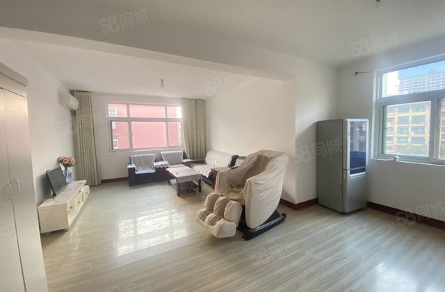 精装修 边户 送车库 三室朝阳 双卫 时代美境 七中