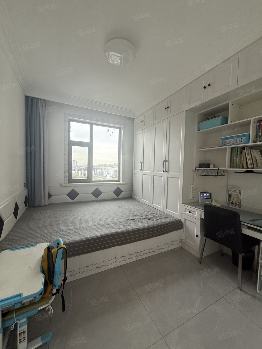 塞纳阳光3室2厅2卫136㎡南北76.5万