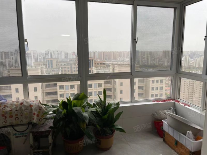 两淮融景苑3室2厅1卫108.2㎡南北71万