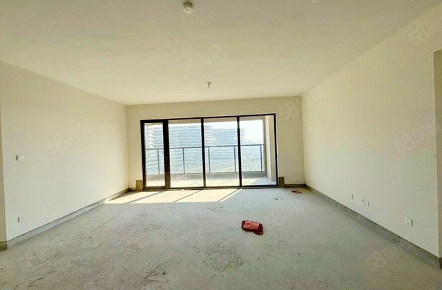 绿地国博城新里御晖C124室2厅149.77㎡90万二手房图片