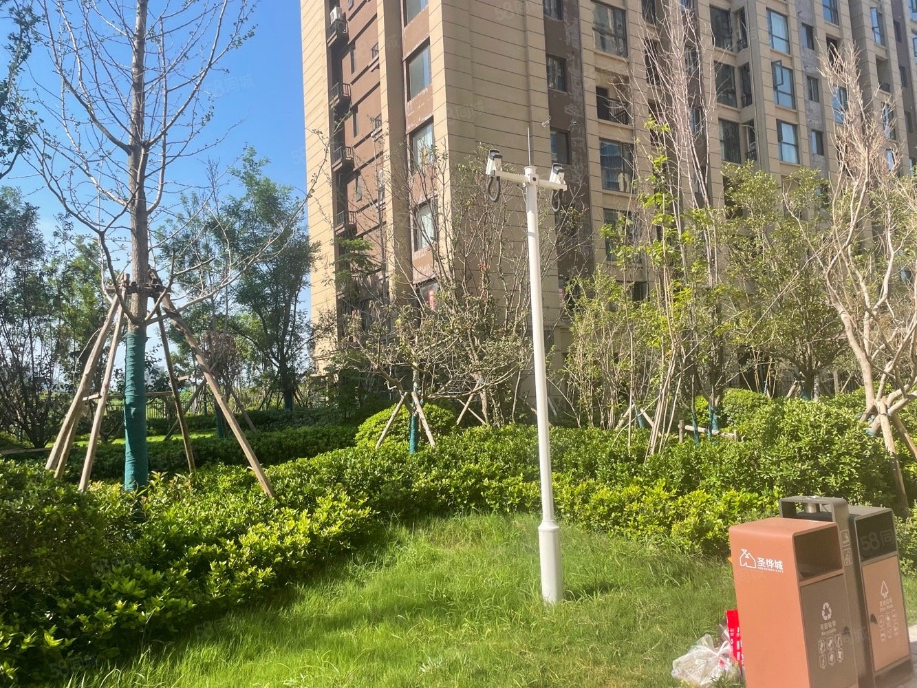 【10图】圣桦城 电梯洋房 超大客厅加落地大阳台 有本 满二,圣桦城-开