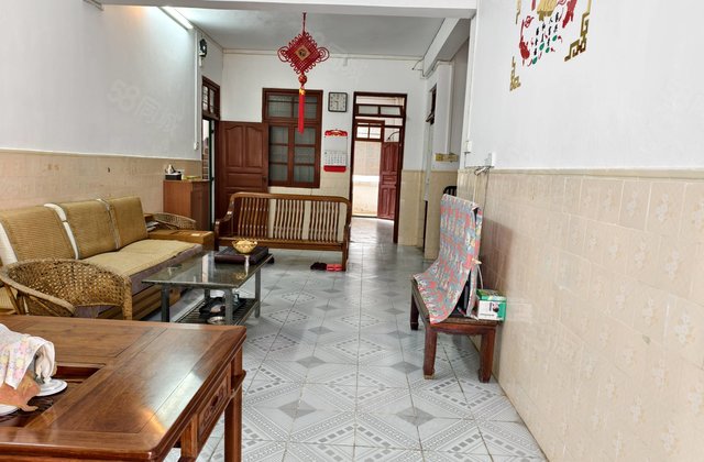 文明路46号小区3室2厅129㎡35万二手房图片