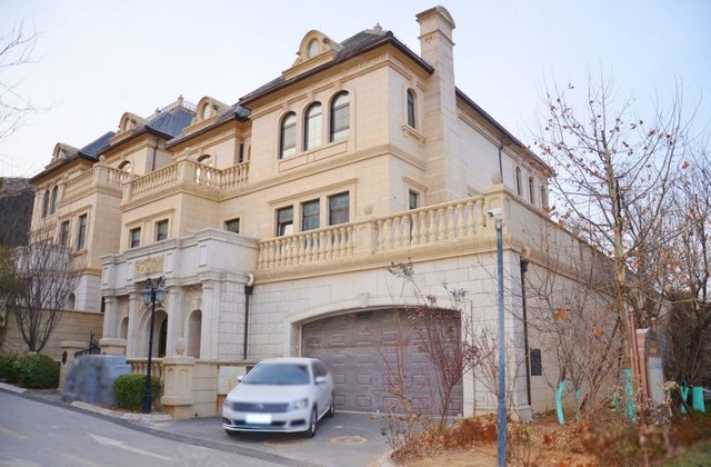 南北通透 豪华装修房东自住诚心出租中海铂宫卧龙花园绿地国际城