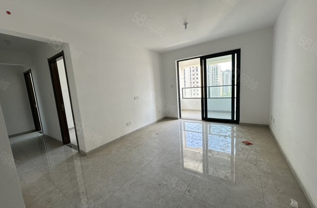 急售，理想城，三室，新房未住，采光好，带车位地下室