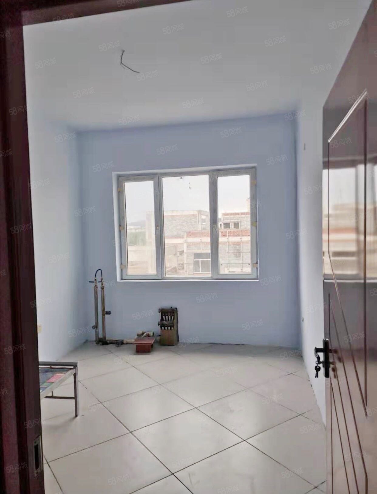 左岸香槟2室2厅1卫91㎡南24万