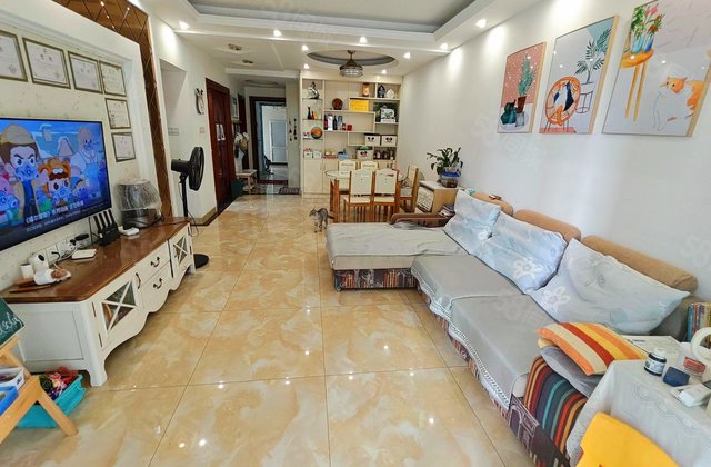 保利香槟国际3室2厅92.88㎡75万二手房图片