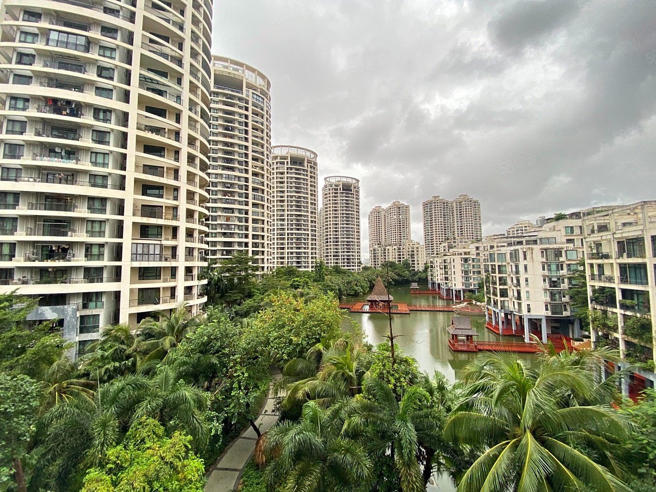 华发新城二期(在水一方)4室2厅3卫165㎡南北470万