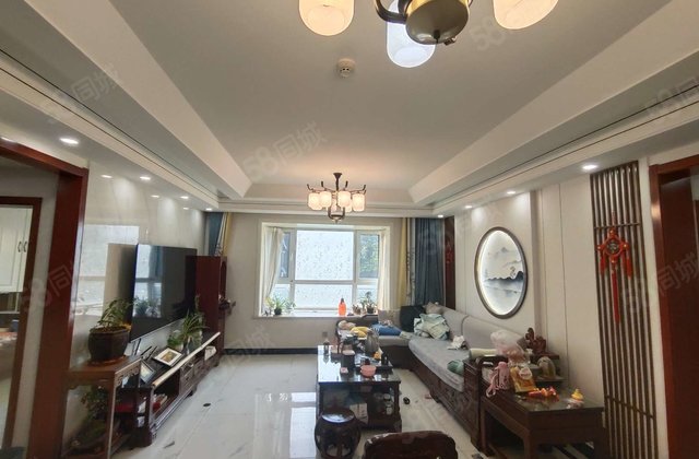 急售！九州国际东边户 大三室双卫 豪装全带 两车位储 随时看