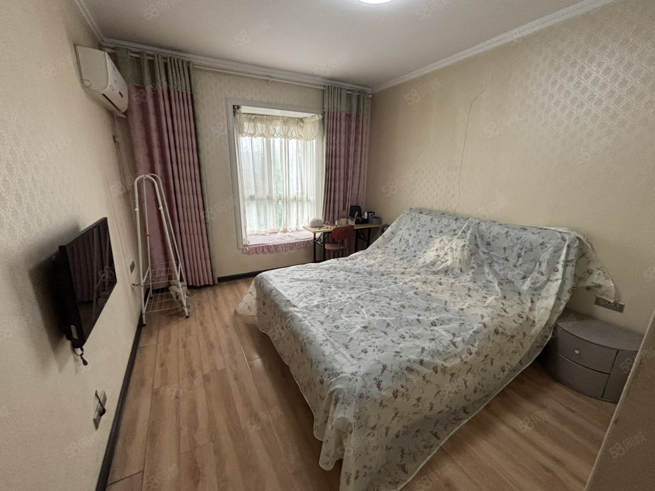 盛世东城4室2厅2卫135.5㎡南北59.8万