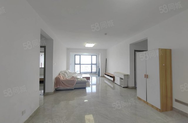 观景好楼层 三叶草四室双卫带车储 空置诚售有密码钥匙