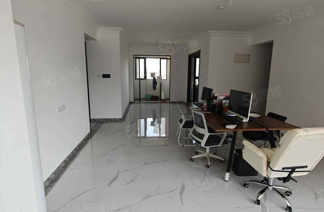 国岳府 东昌实验 三室客厅朝阳 免大税 可按揭 随时看房