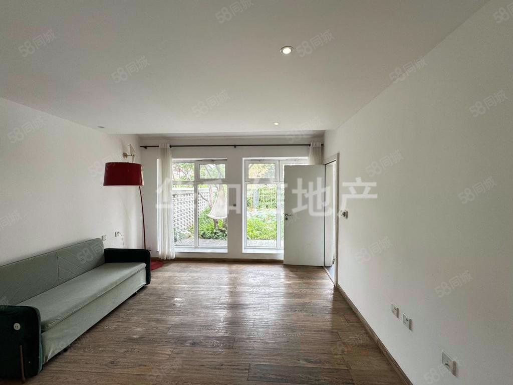 歐陸苑4室2廳3衛(wèi)235㎡南北2600萬