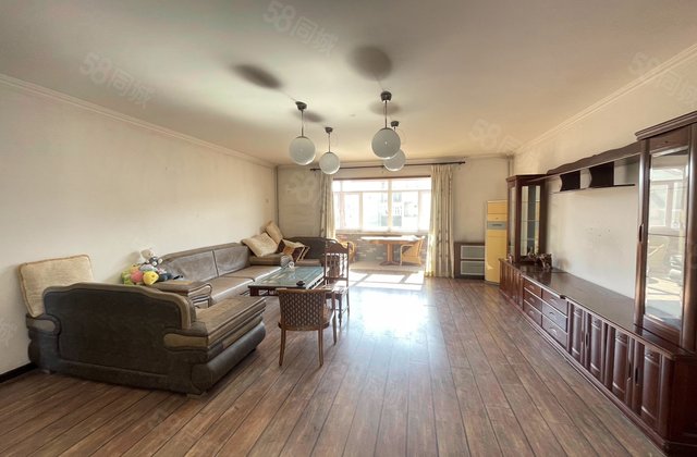 王府温馨公寓4室2厅179.47㎡428万二手房图片