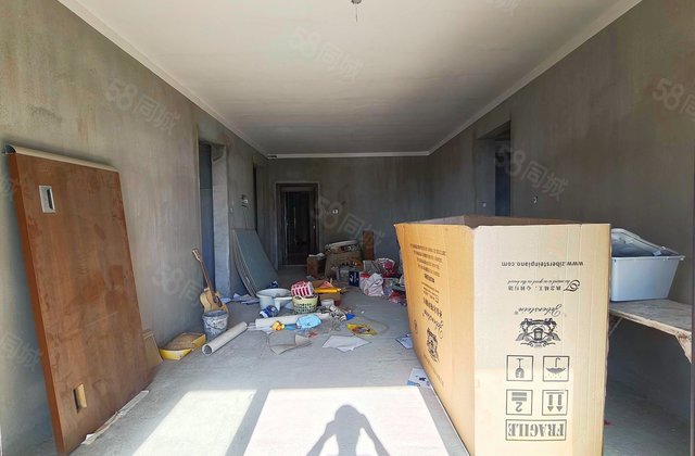 正荣御峯4室2厅139㎡162万二手房图片