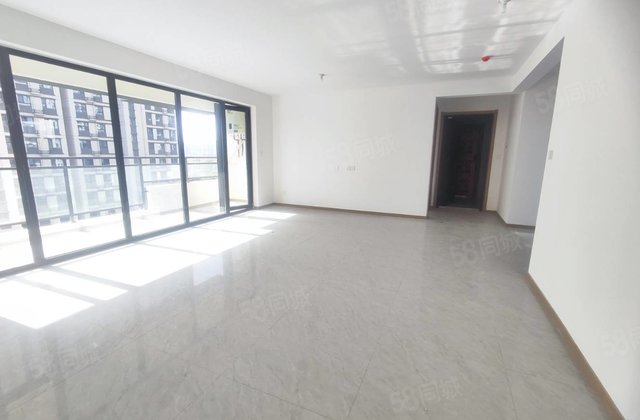 民生润城城市领秀 带电梯 中间楼层采光好 南北通透 精装好房