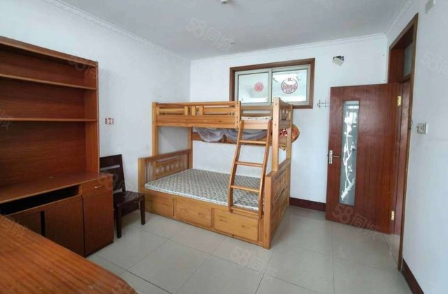 文轩片区房子有证免大税可贷款带带储藏室