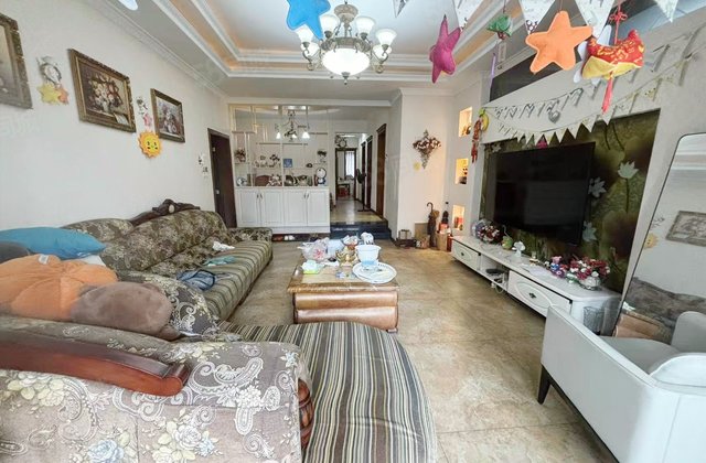 西区丽景花园5室2厅172.47㎡108.8万二手房图片