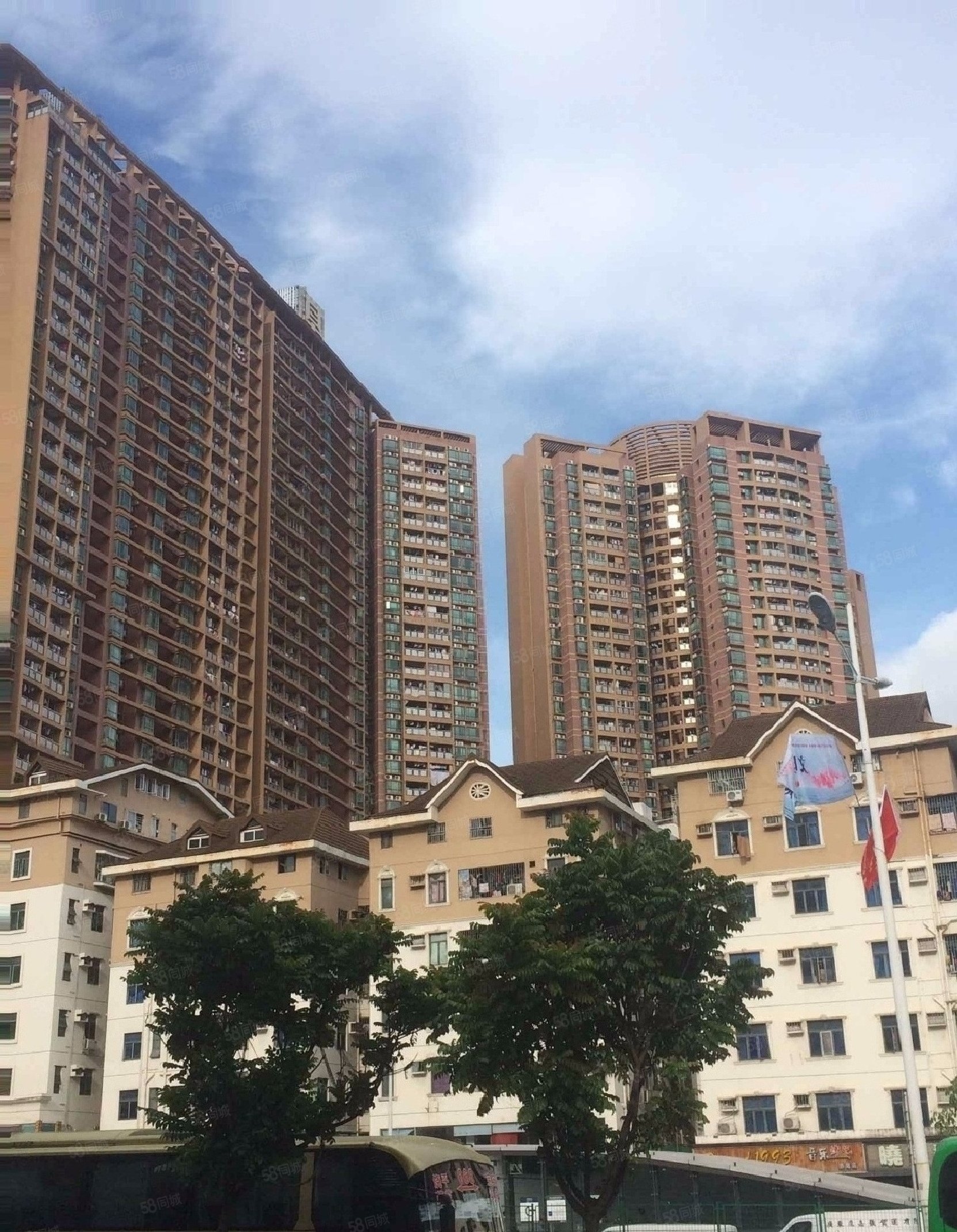 京基御景华城核心地段,核心位置,无税房,诚意出售 !