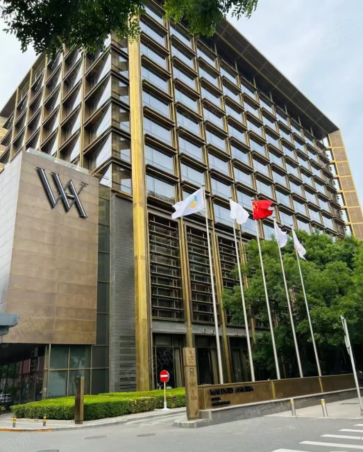 南池子大街49號四合院176室20廳20衛(wèi)5000㎡南北100000萬