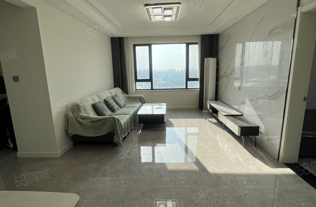 百合新城3期精装3室边户免大税