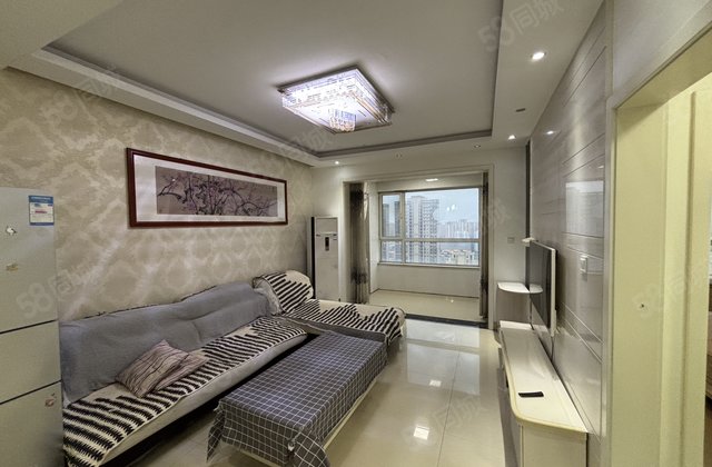 创业大厦两室，带十万车位，一期住户少