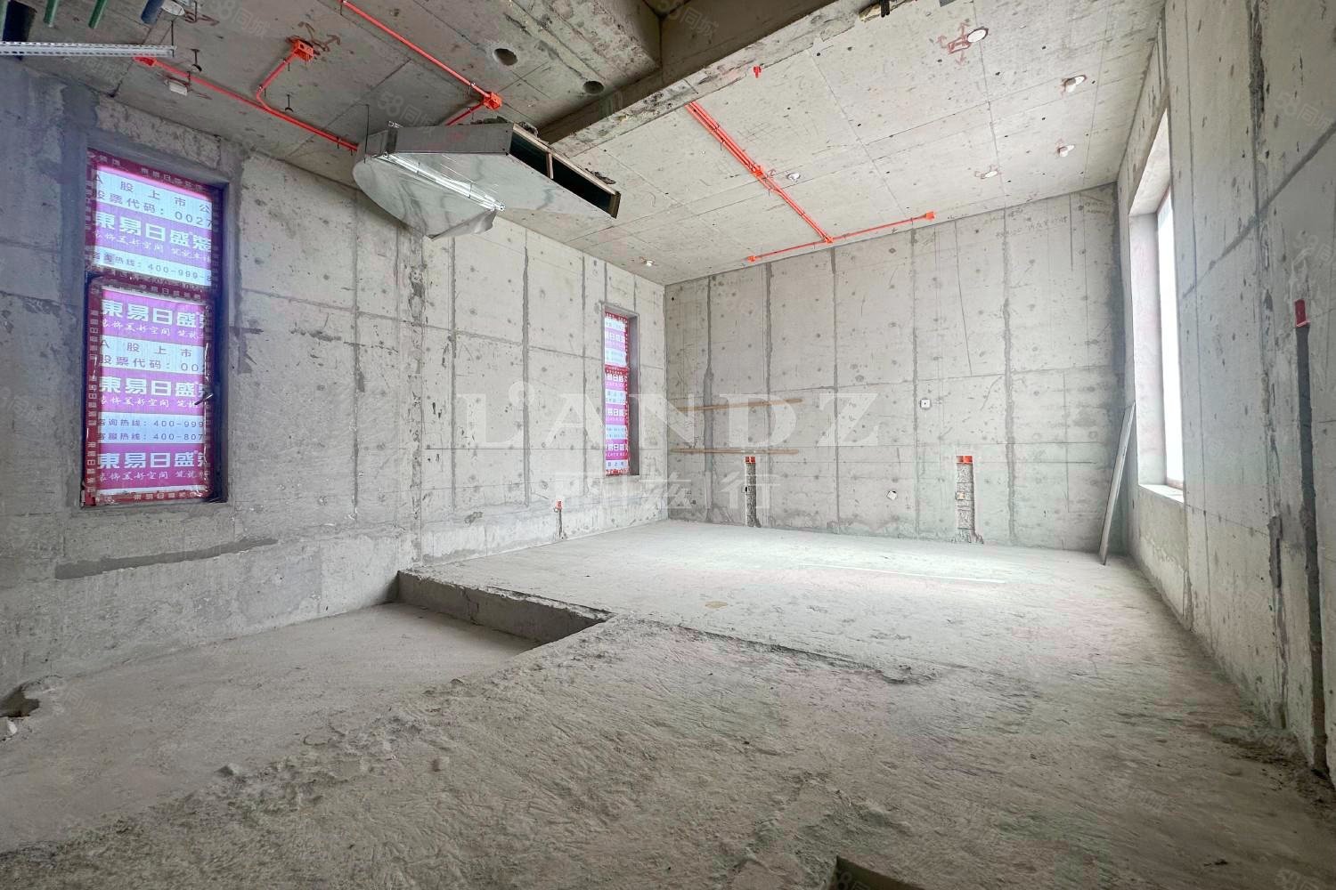 九章別墅5室11廳7衛(wèi)959.92㎡東4950萬