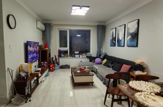 东苑中学一墙之隔 莲湖新城  昌润莲城 精装三室带车位