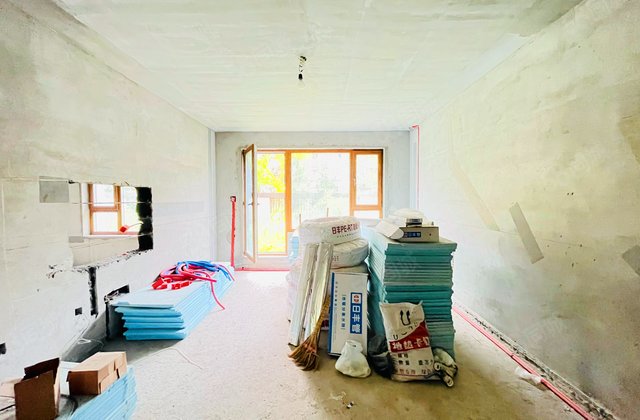 亚泰华府3室2厅130㎡170万二手房图片