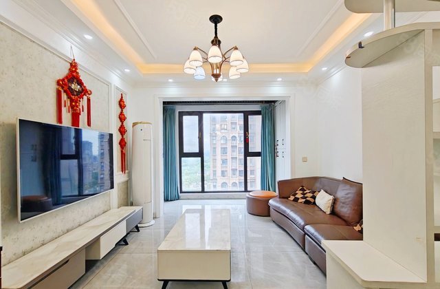 鹭湖宫11区B区3室2厅101㎡82.8万二手房图片