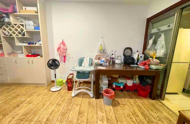 兆麟育龙湾(二期)3室2厅109.94㎡130万二手房图片