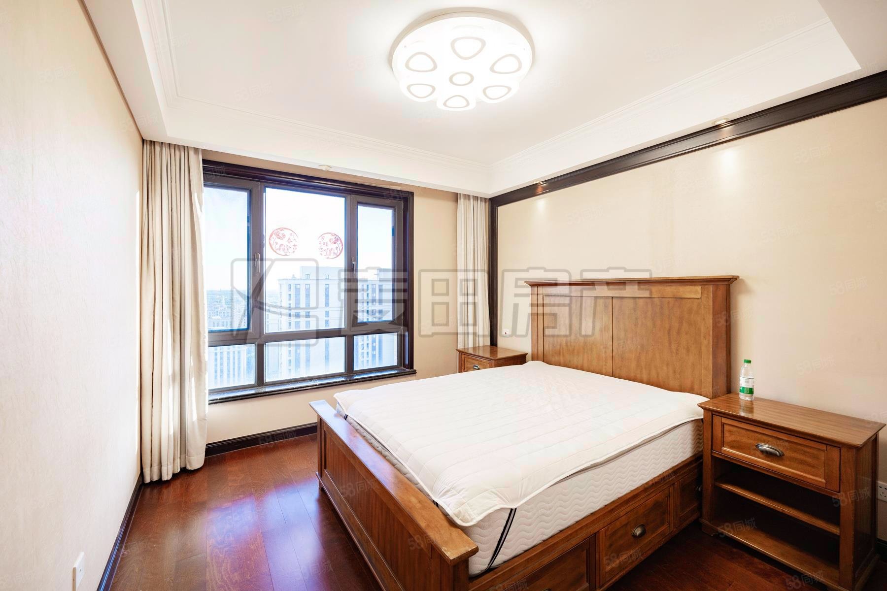 楓丹壹號(hào)(二期)3室2廳2衛(wèi)116㎡南北620萬(wàn)