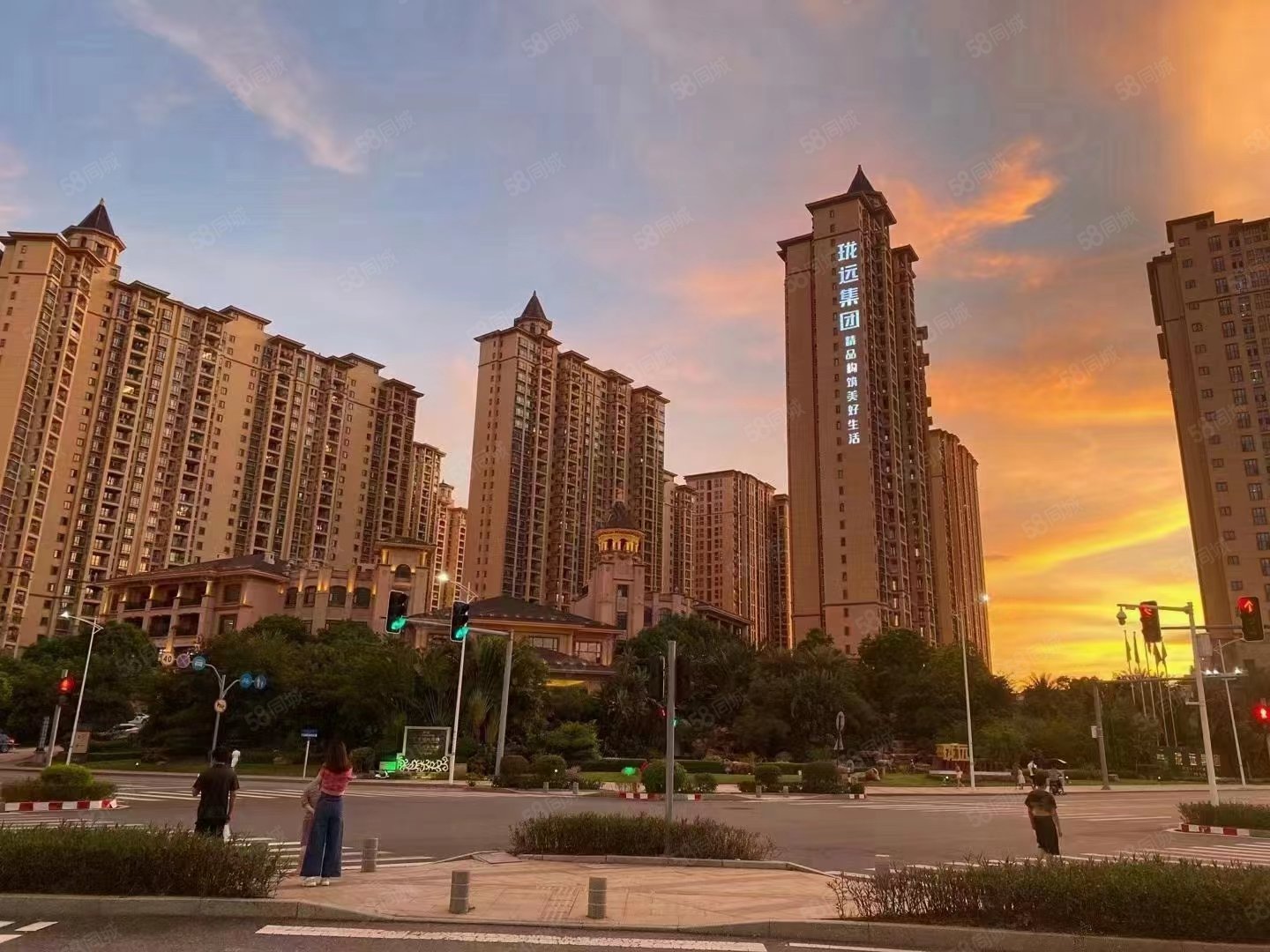 【10图】松山湖 星城翠珑湾 精装修大四房 南北通透 业主诚心出售