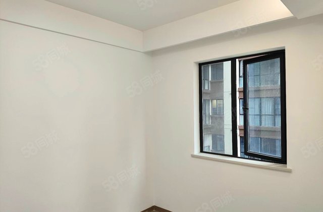 金富湘江悦城3室3厅109.77㎡98.5万二手房图片