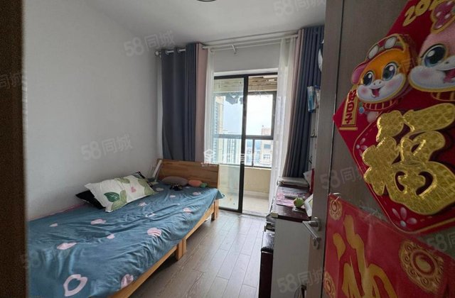 新小区  好楼层  出门就是培文  新一中  外国语